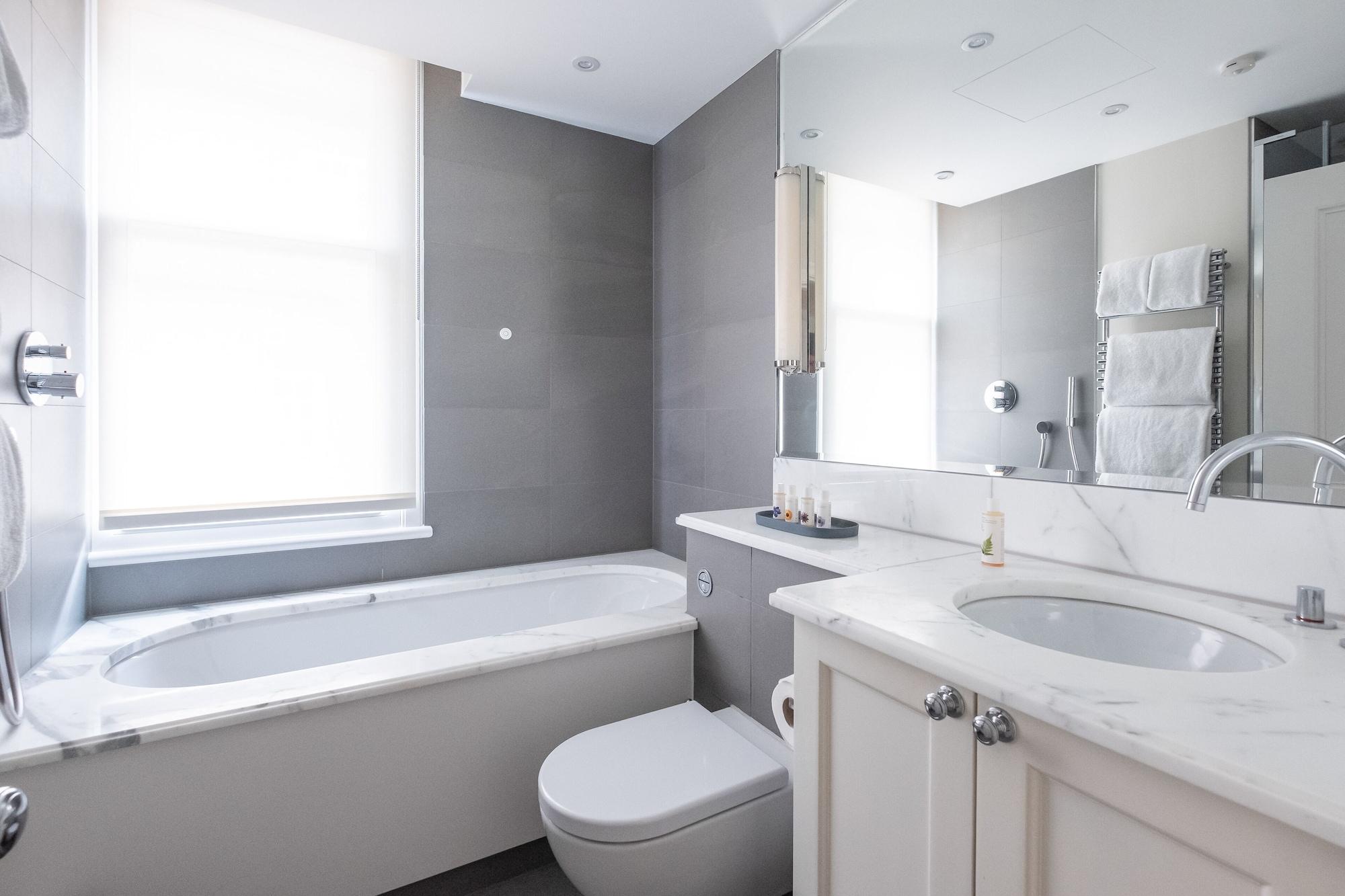Native Mayfair Apartament