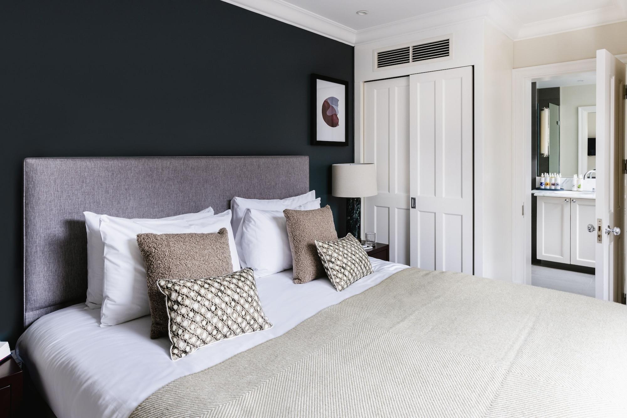 Native Mayfair Apartament